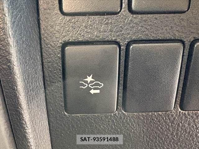 Toyota VELLFIRE 2017-09 8882726-29