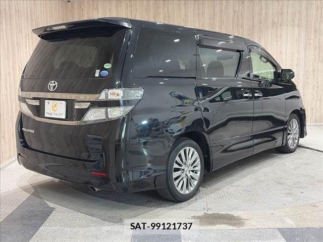 Toyota VELLFIRE 2013-03 8882729-19