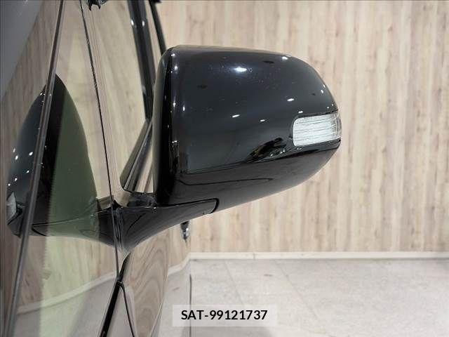 Toyota VELLFIRE 2013-03 8882729-28