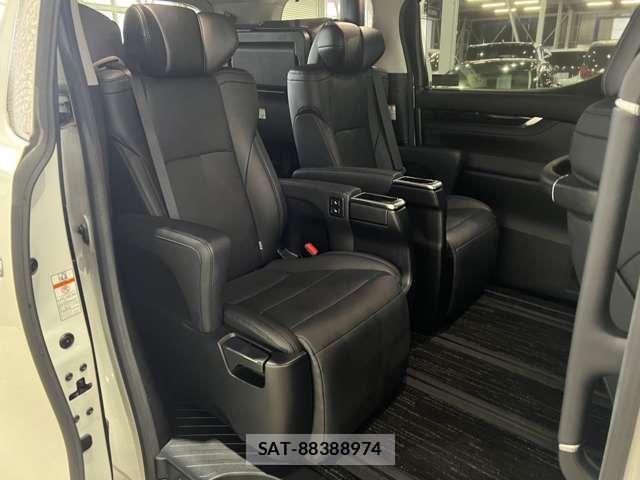 Toyota VELLFIRE 2019-04 8882711-19