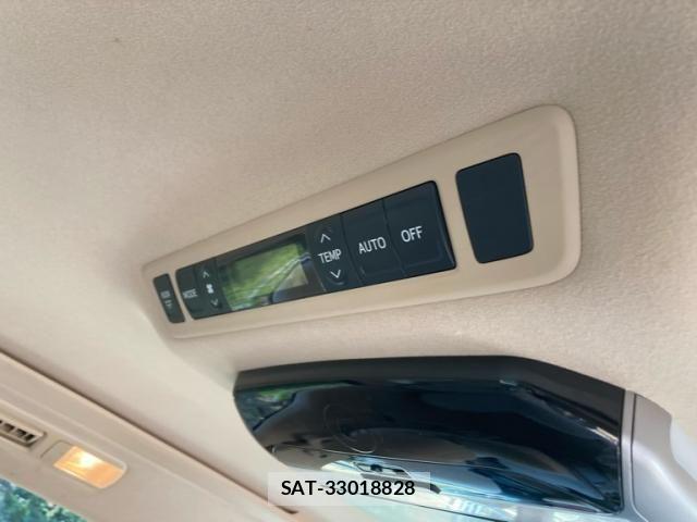 Toyota VELLFIRE 2009-10 8882746-13