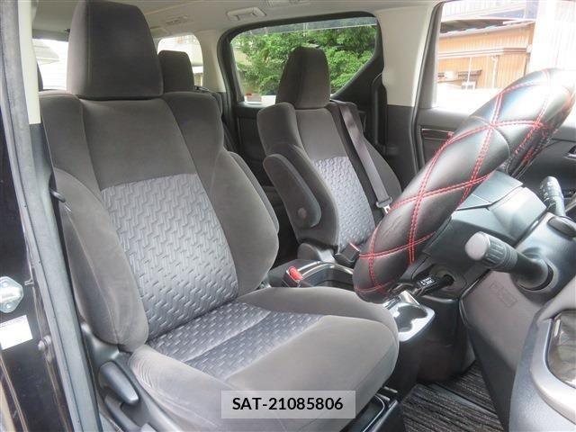 Toyota VELLFIRE 2017-03 8882721-9