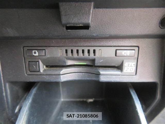 Toyota VELLFIRE 2017-03 8882721-17