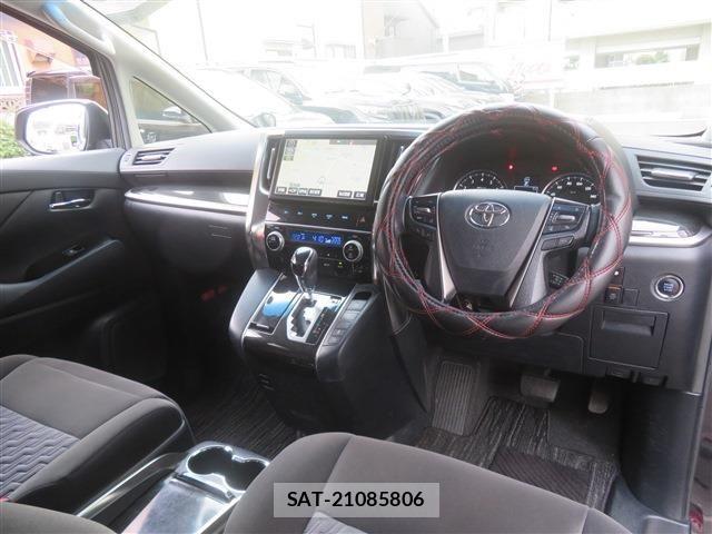 Toyota VELLFIRE 2017-03 8882721-8