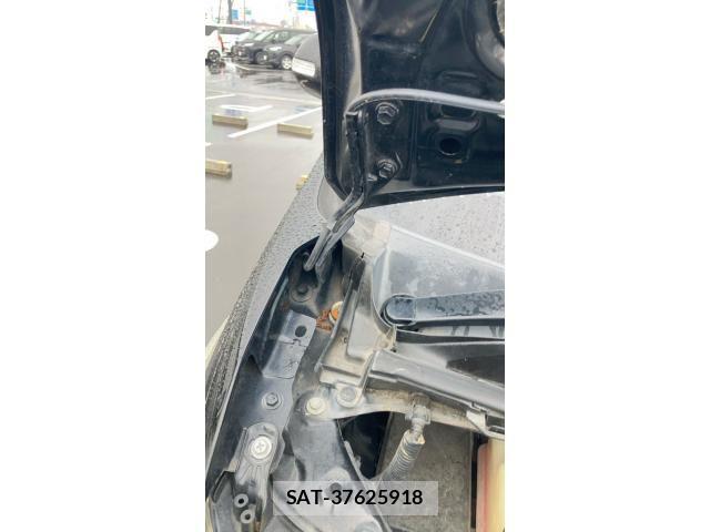 Toyota VELLFIRE 2013-01 8884526-18