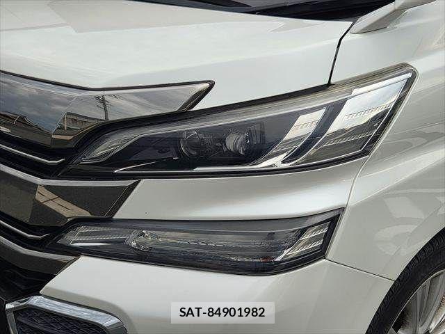 Toyota VELLFIRE 2015-10 8884522-24