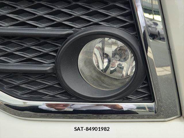 Toyota VELLFIRE 2015-10 8884522-26