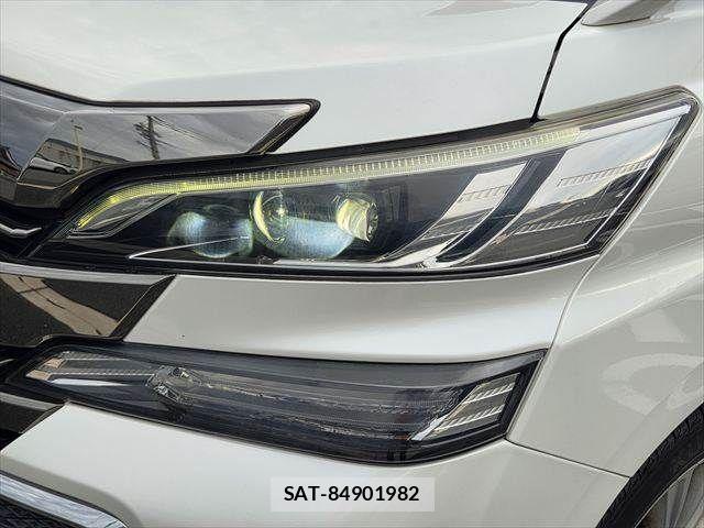 Toyota VELLFIRE 2015-10 8884522-29