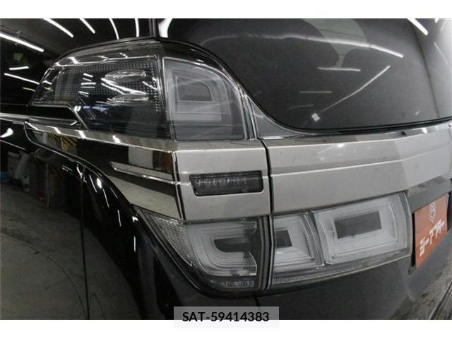 Toyota VELLFIRE 2020-05 8884520-17
