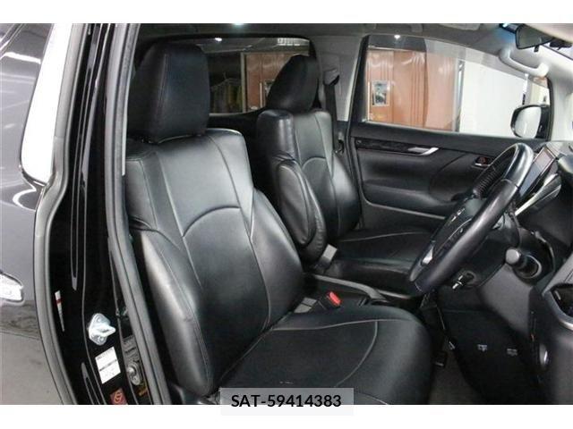 Toyota VELLFIRE 2020-05 8884520-26