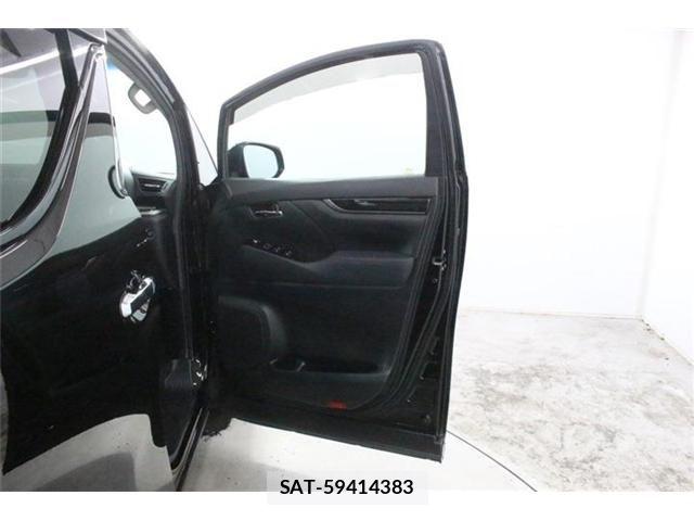 Toyota VELLFIRE 2020-05 8884520-29