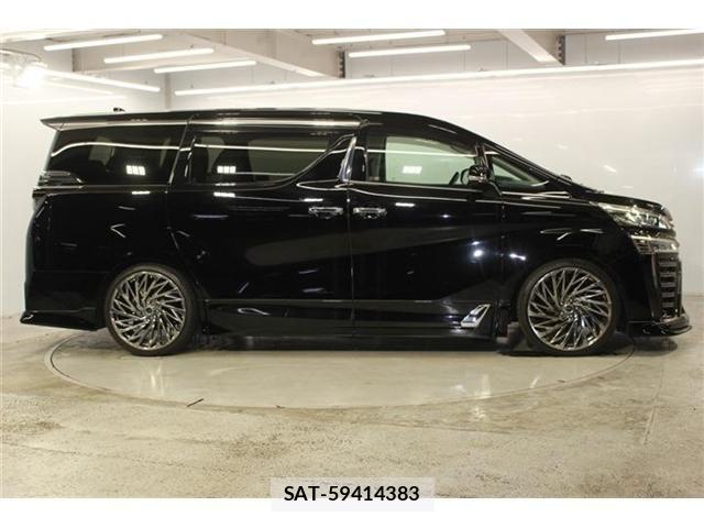 Toyota VELLFIRE 2020-05 8884520-3