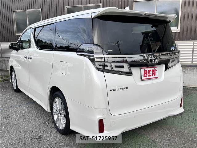 Toyota VELLFIRE 2018-02 8884521-4