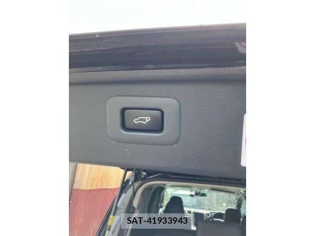 Toyota VELLFIRE 2014-01 8884529-12