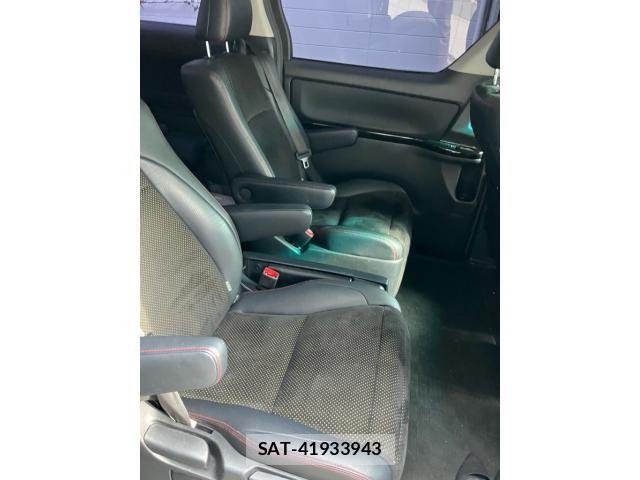 Toyota VELLFIRE 2014-01 8884529-14