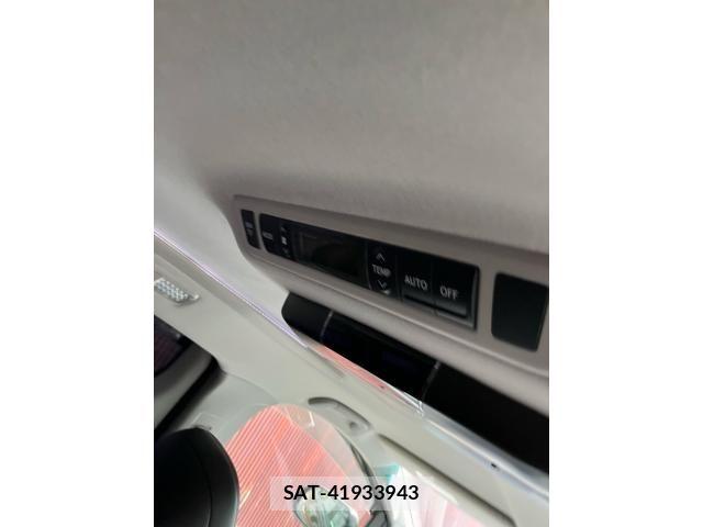 Toyota VELLFIRE 2014-01 8884529-16