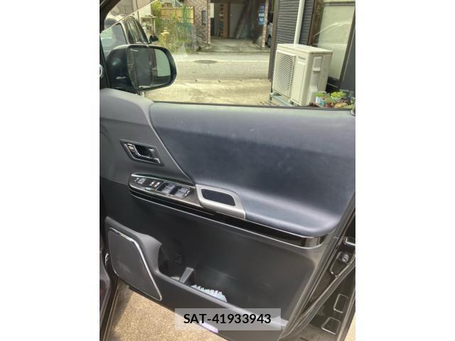 Toyota VELLFIRE 2014-01 8884529-17
