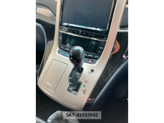 Toyota VELLFIRE 2014-01 8884529-21