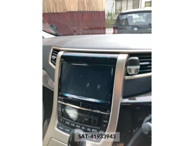 Toyota VELLFIRE 2014-01 8884529-22