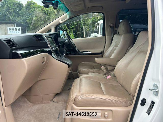 Toyota VELLFIRE 2013-09 8884527-12