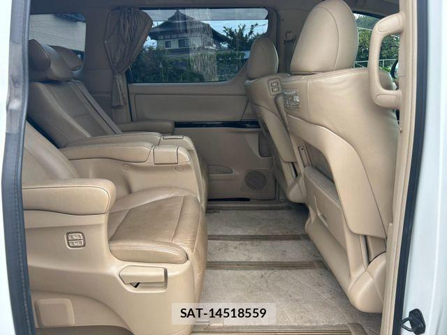 Toyota VELLFIRE 2013-09 8884527-17