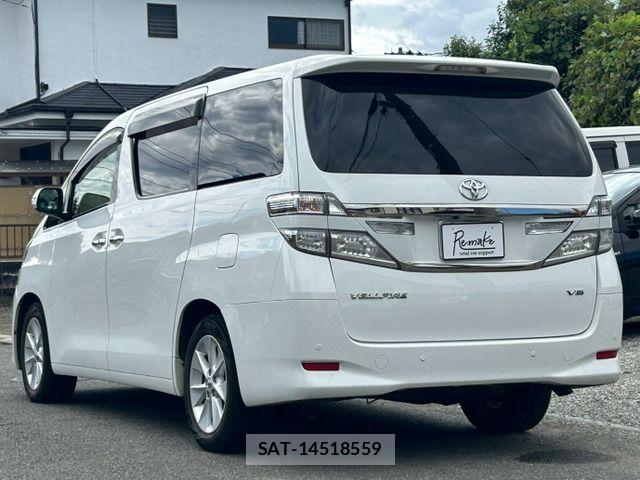 Toyota VELLFIRE 2013-09 8884527-6