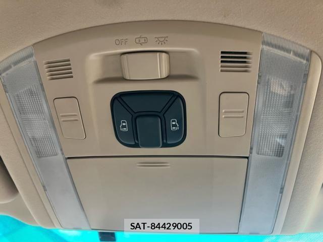 Toyota VELLFIRE 2013-09 8884530-18