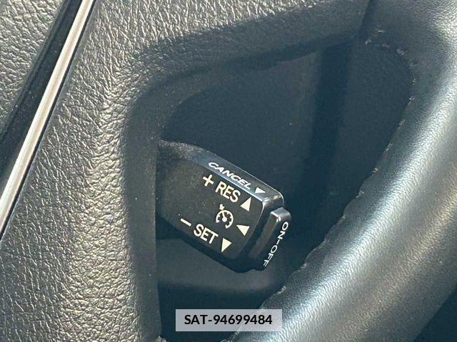 Toyota VELLFIRE 2016-10 780538-12