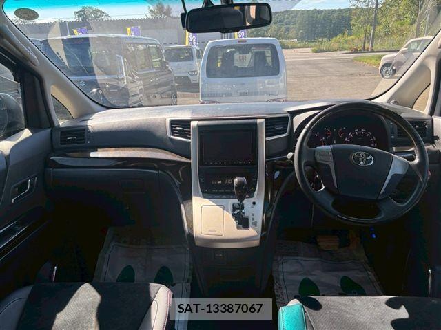 Toyota VELLFIRE 2013-02 1283604-18