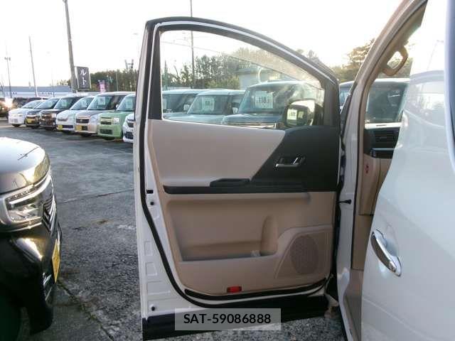 Toyota VELLFIRE 2013-03 1333758-16