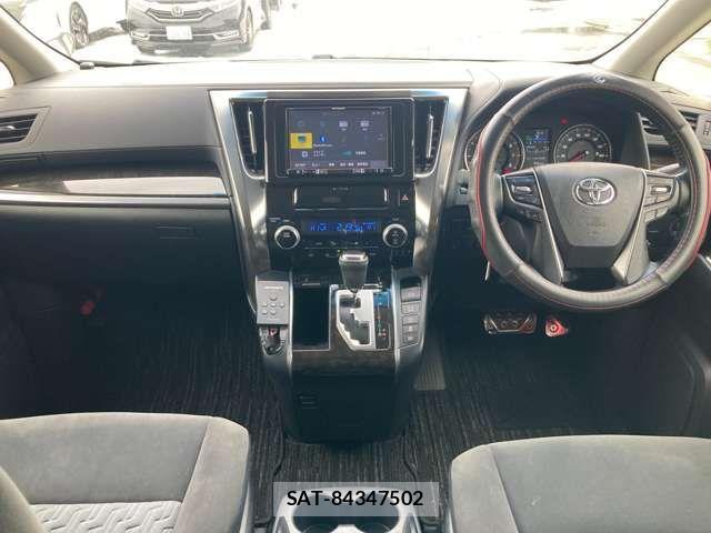 Toyota VELLFIRE 2017-04 3390024-7