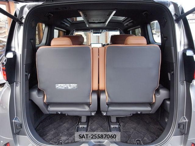 Toyota VELLFIRE 2026-01 2679562-4