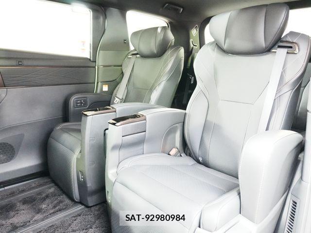 Toyota VELLFIRE 2026-01 4332507-16