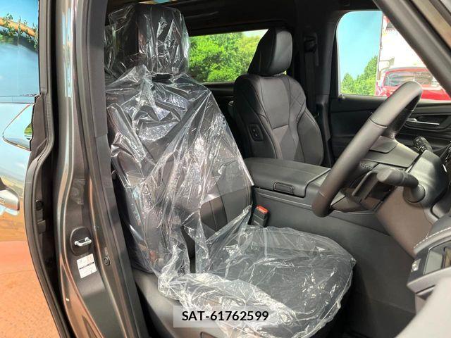 Toyota VELLFIRE 2026-02 4395591-10