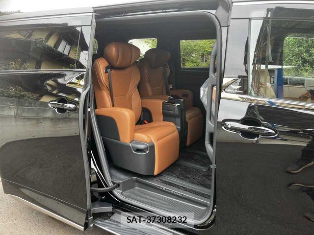 Toyota VELLFIRE 2026-03 6615409-8