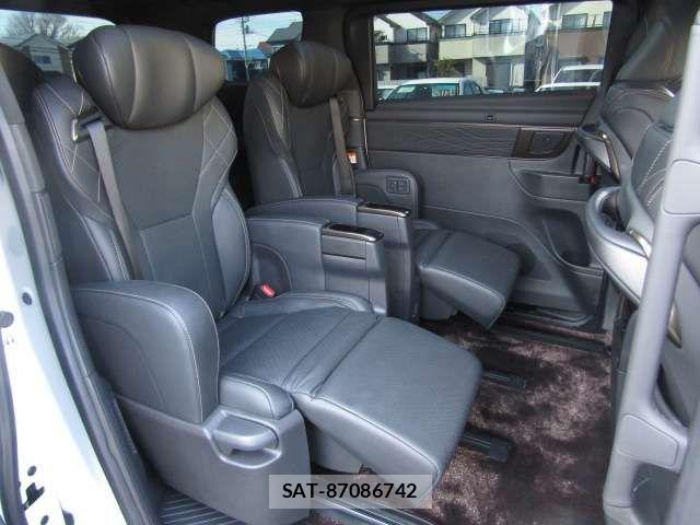 Toyota VELLFIRE 2024-02 6642829-9
