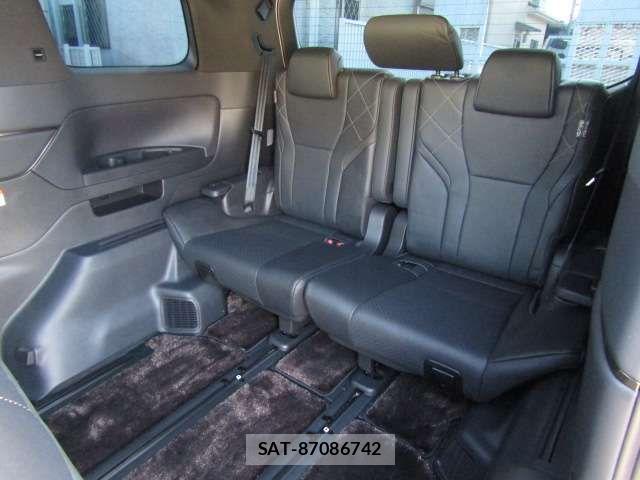 Toyota VELLFIRE 2024-02 6642829-12