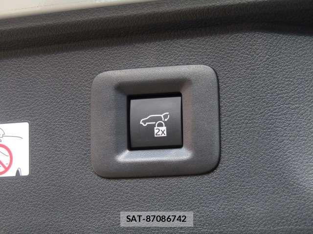 Toyota VELLFIRE 2024-02 6642829-16