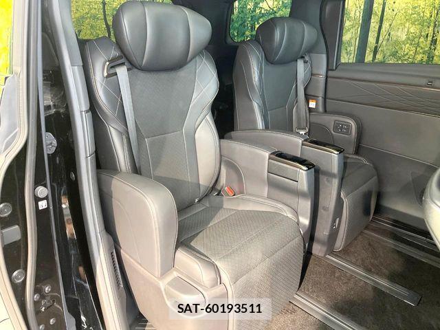 Toyota VELLFIRE 2024-03 6674016-8