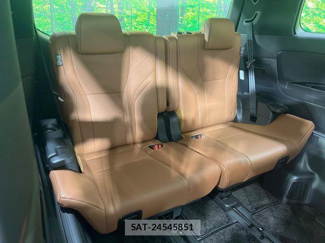 Toyota VELLFIRE 2026-04 6678586-11