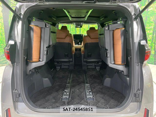 Toyota VELLFIRE 2026-04 6678586-12