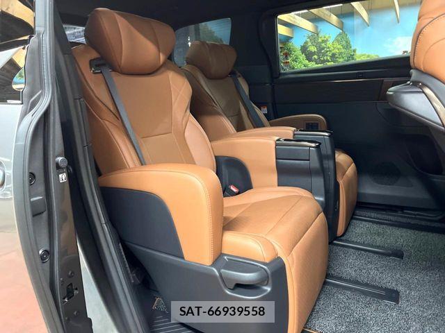 Toyota VELLFIRE 2025-03 6678588-9