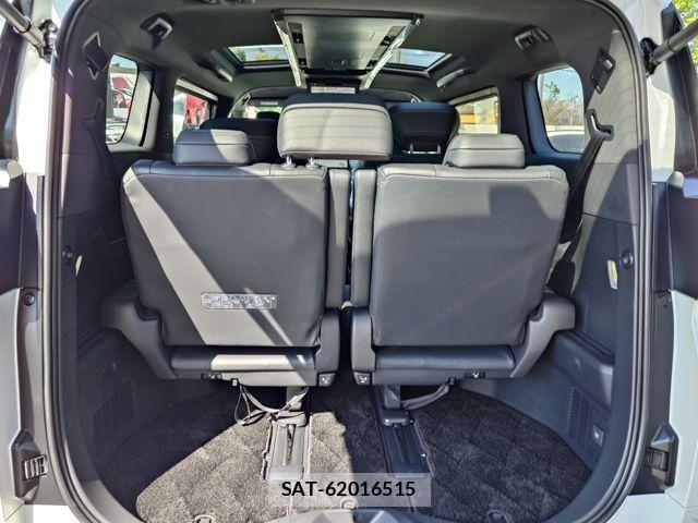 Toyota VELLFIRE 2024-04 6914821-28