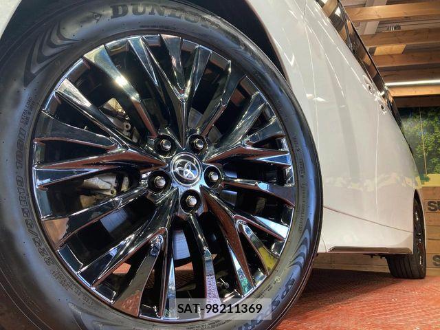 Toyota VELLFIRE 2024-05 7061182-12