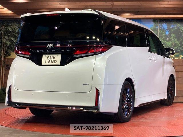 Toyota VELLFIRE 2024-05 7061182-16