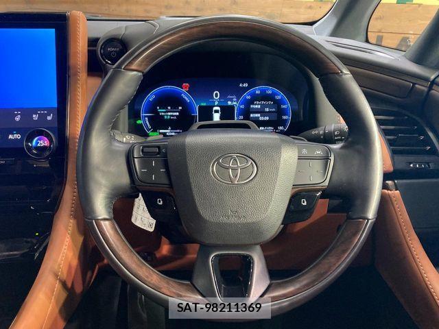 Toyota VELLFIRE 2024-05 7061182-6