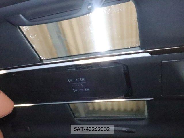 Toyota VELLFIRE 2024-09 7061178-10