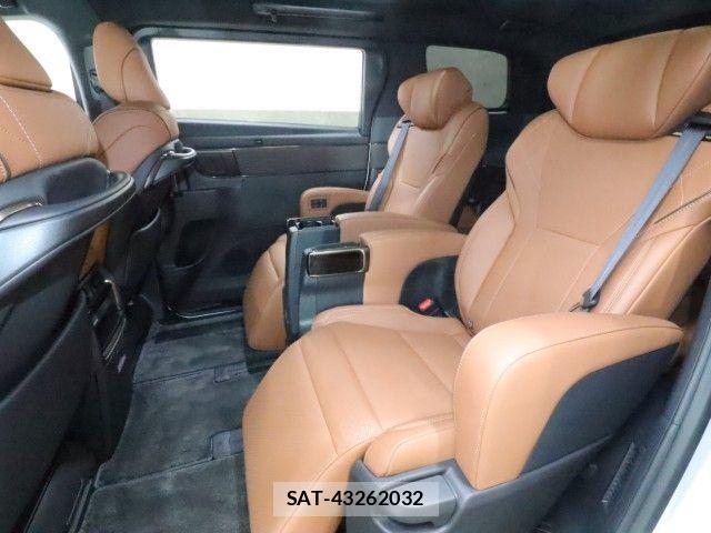 Toyota VELLFIRE 2024-09 7061178-12