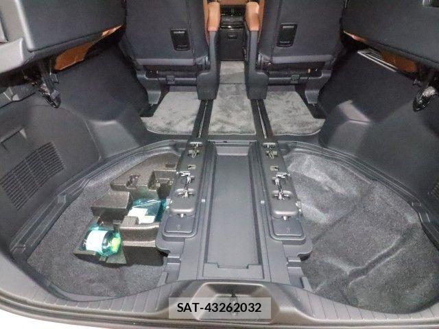 Toyota VELLFIRE 2024-09 7061178-19
