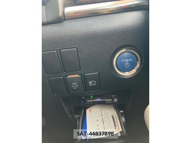 Toyota VELLFIRE 2021-01 7226516-23